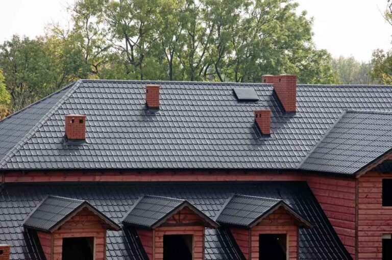 Trusted Metal roofing contractor Council Bluffs IA